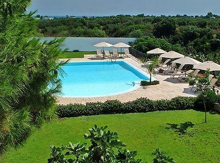 Hotel Masseria L'Ovile オストゥーニ エクステリア 写真