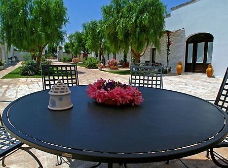 Hotel Masseria L'Ovile オストゥーニ エクステリア 写真